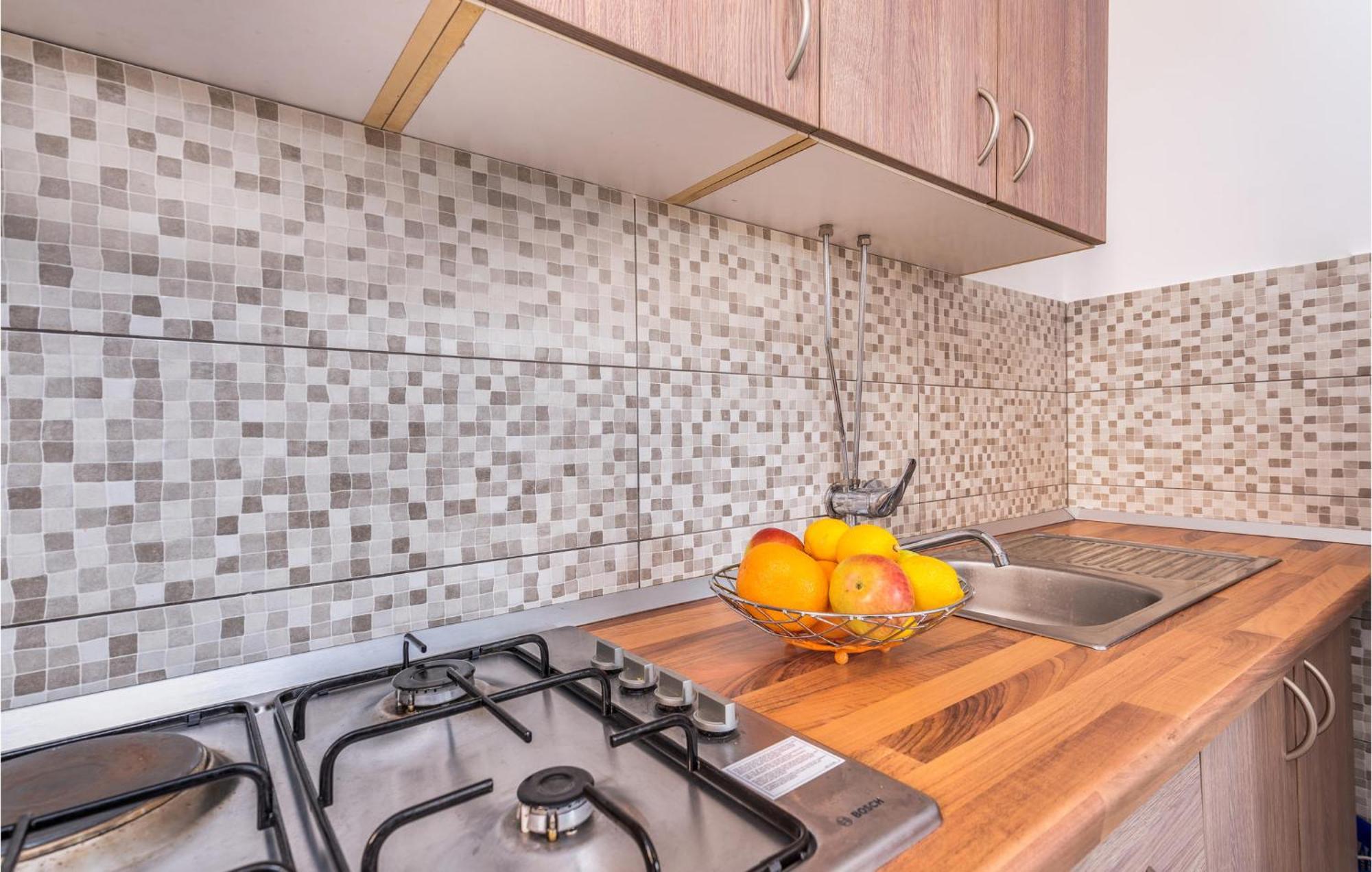 Gorgeous Apartment In Krk With Kitchen كرك المظهر الخارجي الصورة